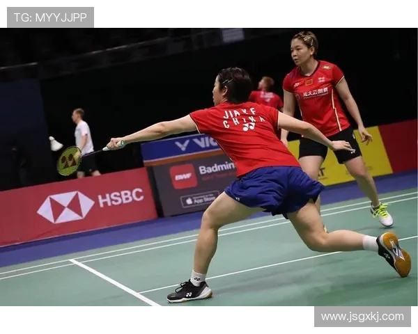 重庆羽毛球队与深圳羽毛球队耐力较量赛后分析与启示